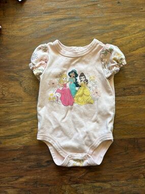 Disney Princess Baby Onesie / jasmine aurora and belle / 9-12 month